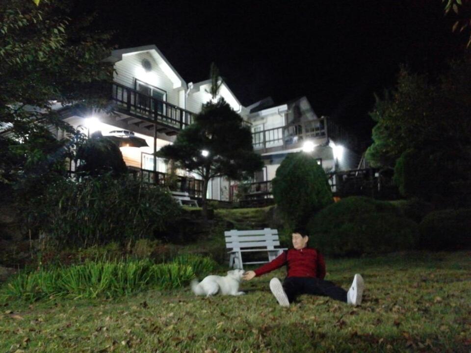 Chamjoeun Pension Chech'ŏn Exterior foto